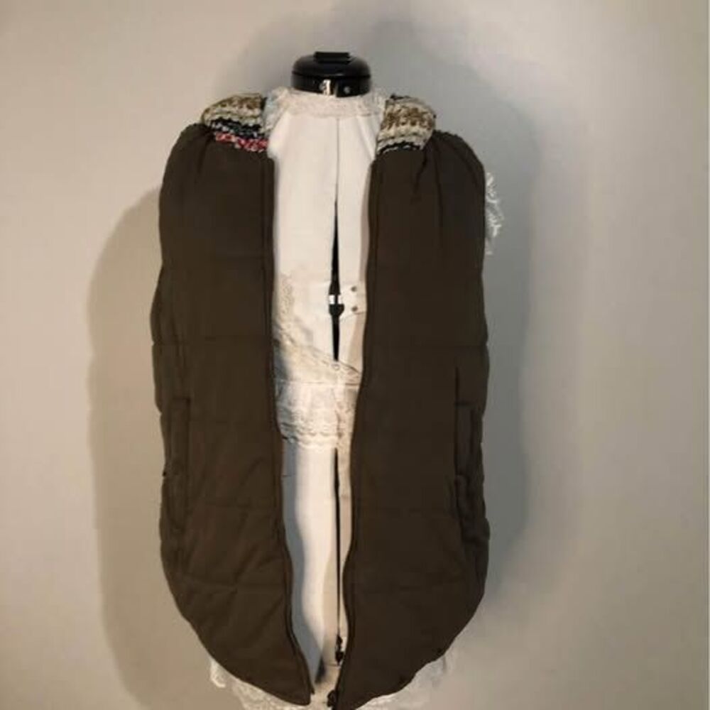 Vest Coat Large Oddy Hooded Puffer Pockets length=27” pit-pit=21” C5606